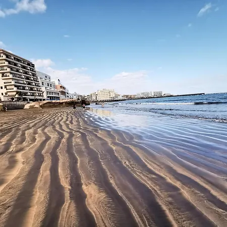 Relax By The Sea At Medano Retreat, Terrace & Pool Apartment