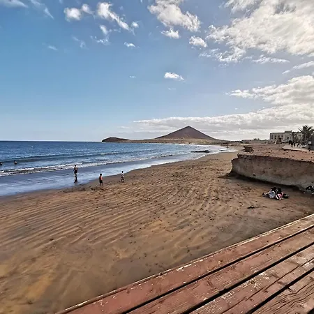 Apartment Relax By The Sea At Medano Retreat, Terrace & Pool