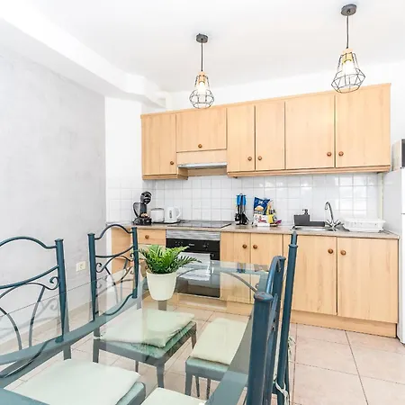 Apartment Relax By The Sea At Medano Retreat, Terrace & Pool