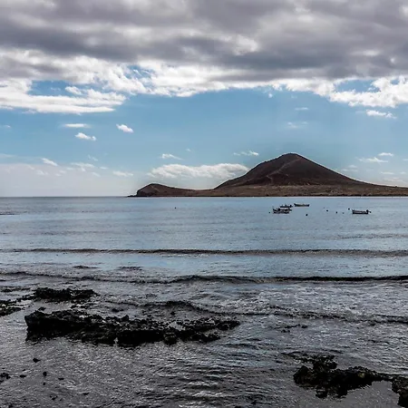 Relax By The Sea At Medano Retreat, Terrace & Pool El Medano (Tenerife)