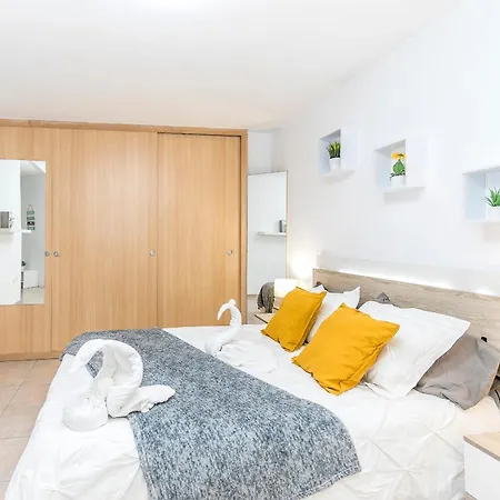 Relax By The Sea At Medano Retreat, Terrace & Pool Apartment